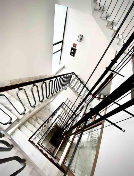 Central Penthouse 5 Min From Duomo Di Milano Luaran gambar